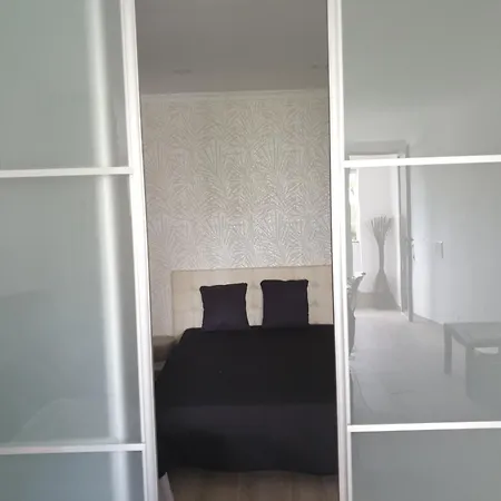 T1 Na Oura Apartment *