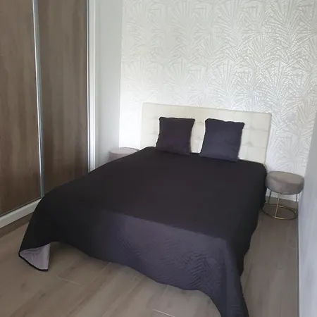 T1 Na Oura Apartment