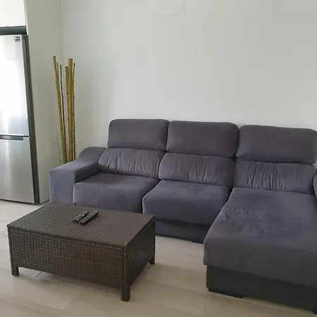 T1 Na Oura Apartment *