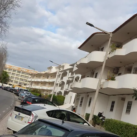 T1 Na Oura * Albufeira